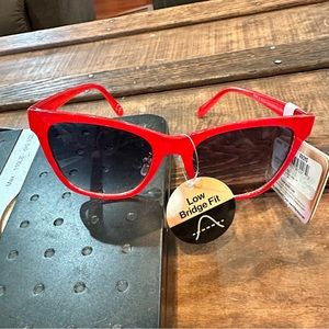 Foster Grant Red Sunglasses low bridge comfort 100% UVA
